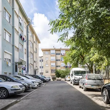 Moderno E Acolhedor I Perto Do Aeroporto * Lisboa